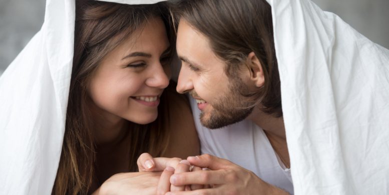 Sextoys et fantasmes : comment explorer vos désirs en couple ?